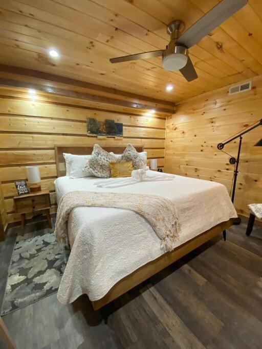 The Grand Tennessean Cabin- Four Bedroom Luxury Cabin In The Mountains Пиджен-Фордж Экстерьер фото
